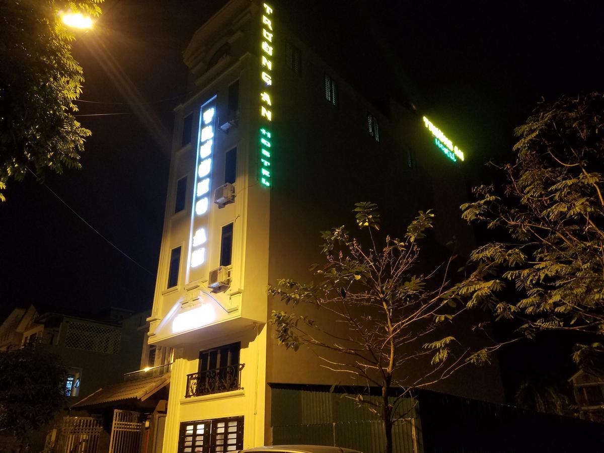 Truong An Hostel Viet Tri Luaran gambar